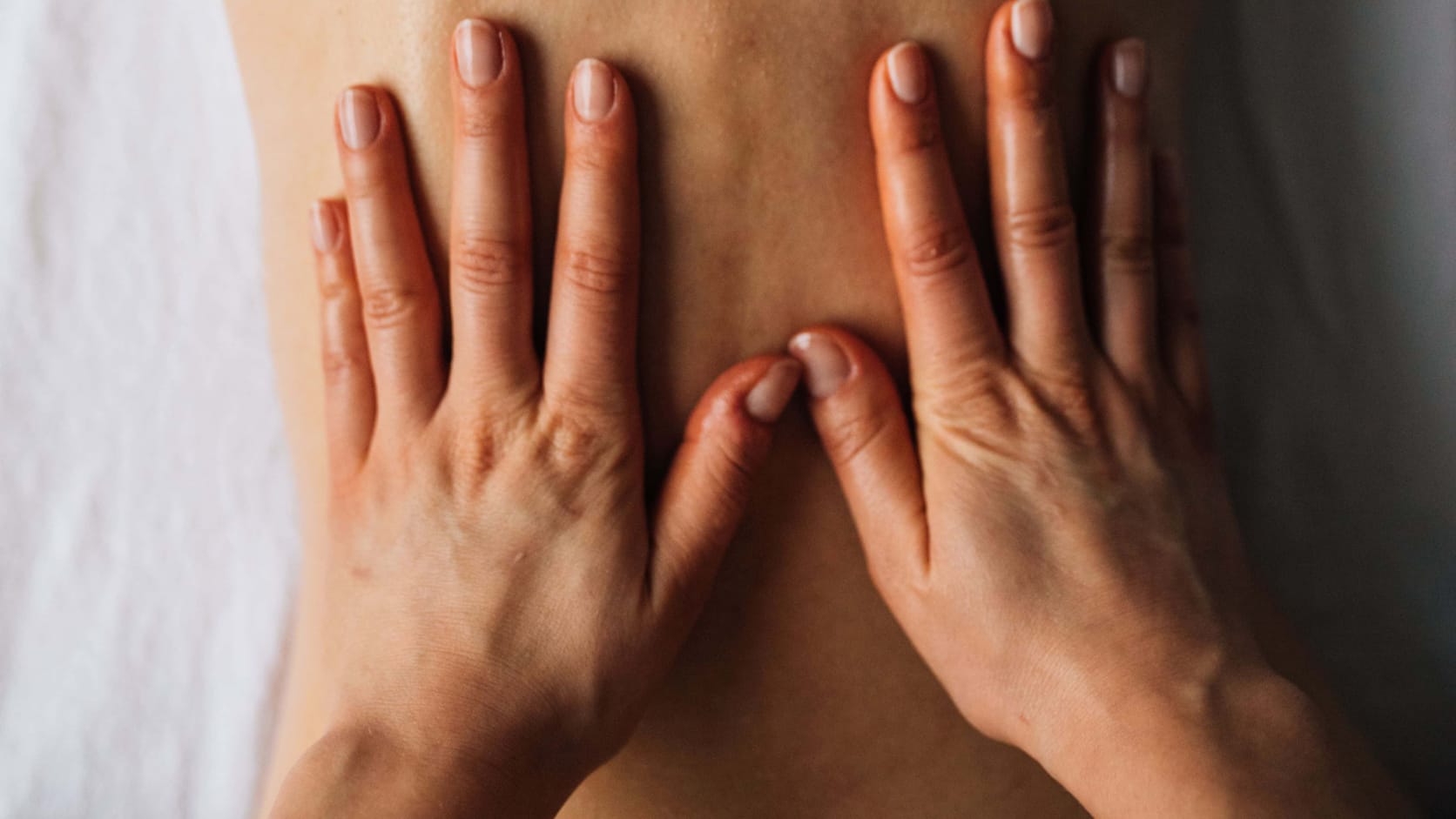 Basic Oil Massagesarotai-Thai-Aroma-Massage